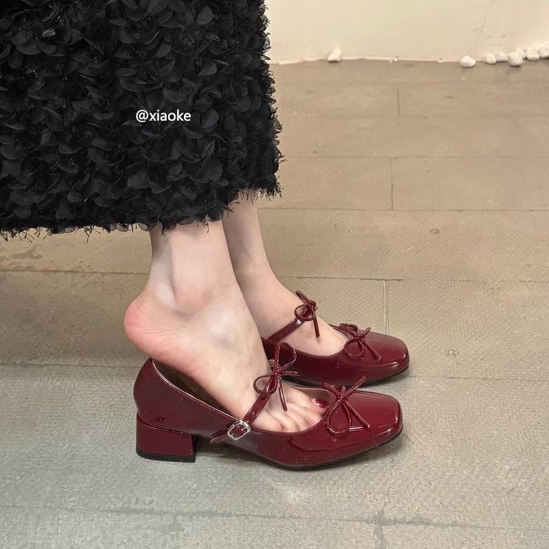 

French bow light mouth silver single shoes women s spring and autumn new retro fairy ballet thick heel Mary Jane small leather shoes 39 красный