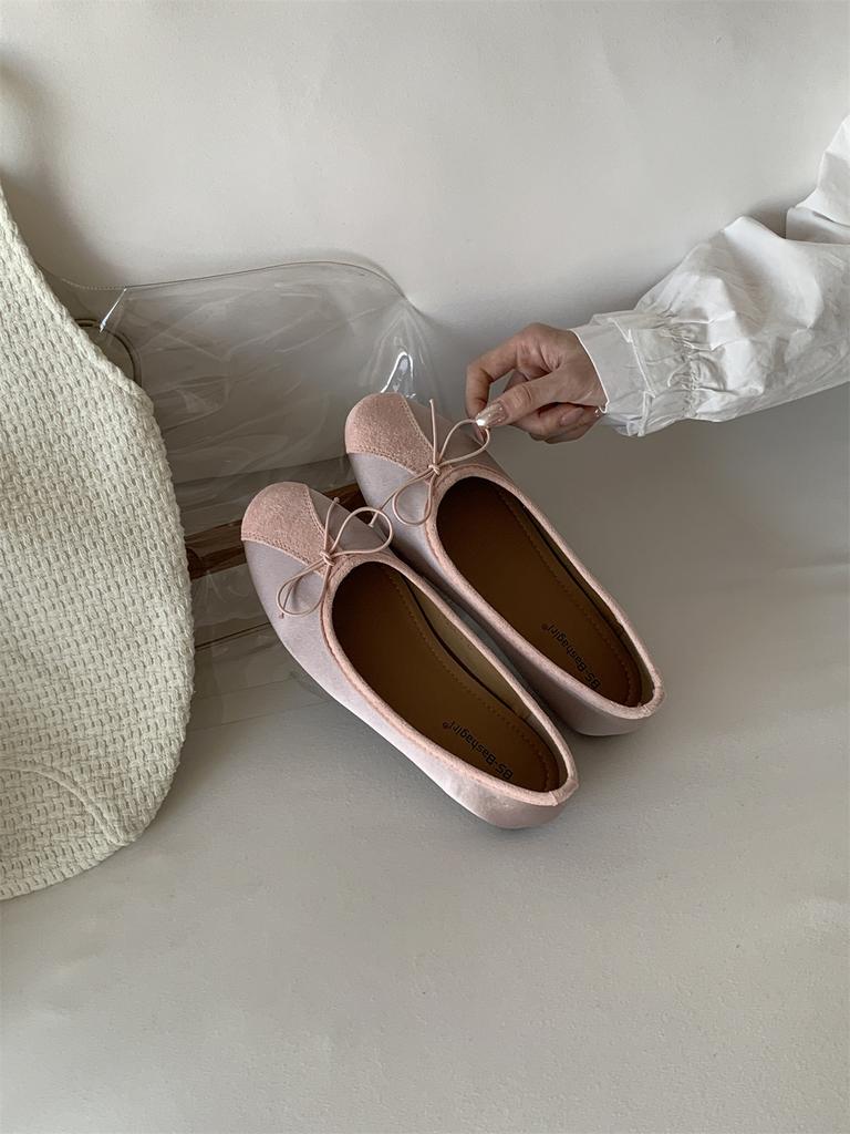 Retro Oma-Schuhe mit flacher Sohle Frühling und Sommer Nische Spleißschleife Ballettstil flacher Ausschnitt beladene Schuhe weichsohlige Einzelschuhe Frauen