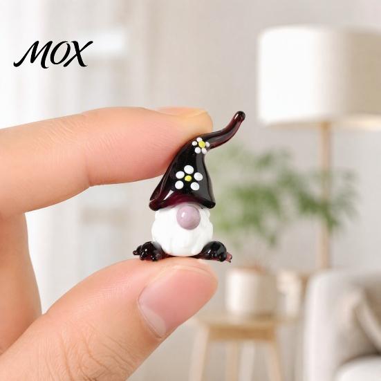 Miniature Figurines for Micro Landscapes Handmade Glass Christmas Mini Figurines, Cute Gnome Penguin Statues, Small Decorative Accents Moss Terrariums