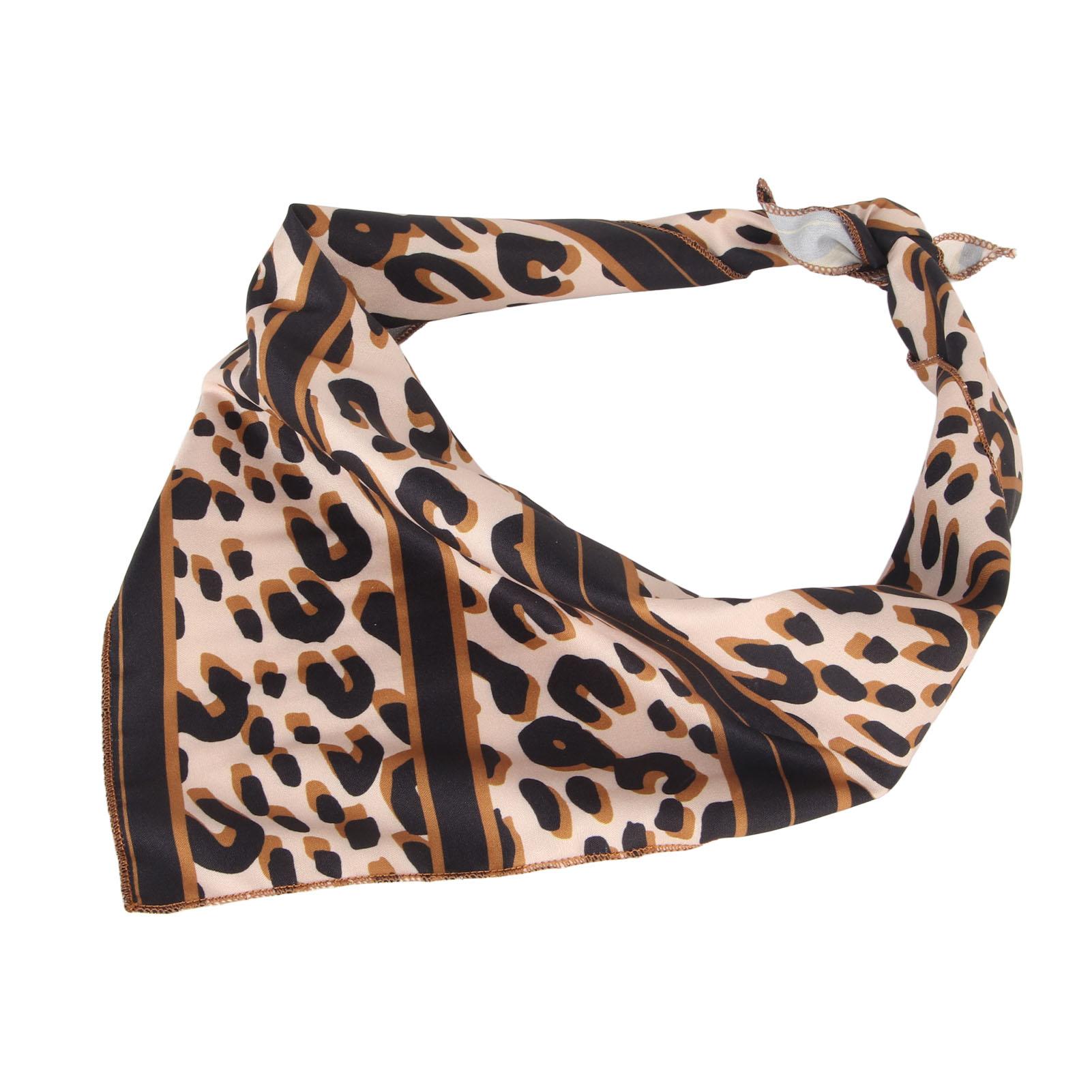 

Leopard Pattern Dog Bandanas Durable Cotton Dog Bibs Scarf Foldable Portable Pet Bandanas for Party Wedding Travel S