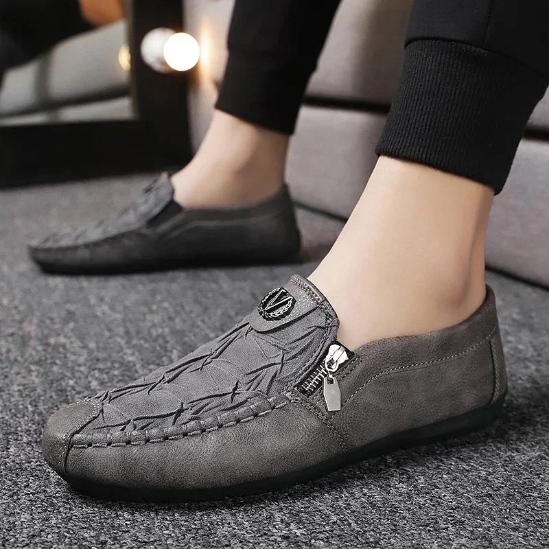 Fashion Leather Men Casual Shoes Outdoor Breathable Walking Shoes Lightweight Mens Loafers Lazy Shoes Soft Sole Male Sneakers