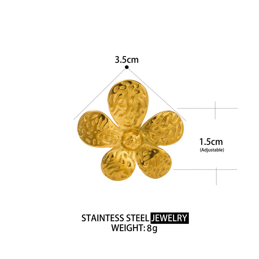 French Retro Luxury Flower-Shaped Titanium Steel Ring