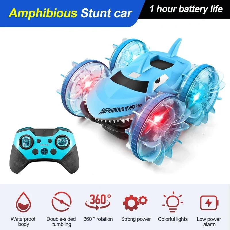 2.4G RC Shark Car Amphibious Vehicle Gesture Sensing Double-Sided Stunt Remote Control Toy with Light for Boys зелёный