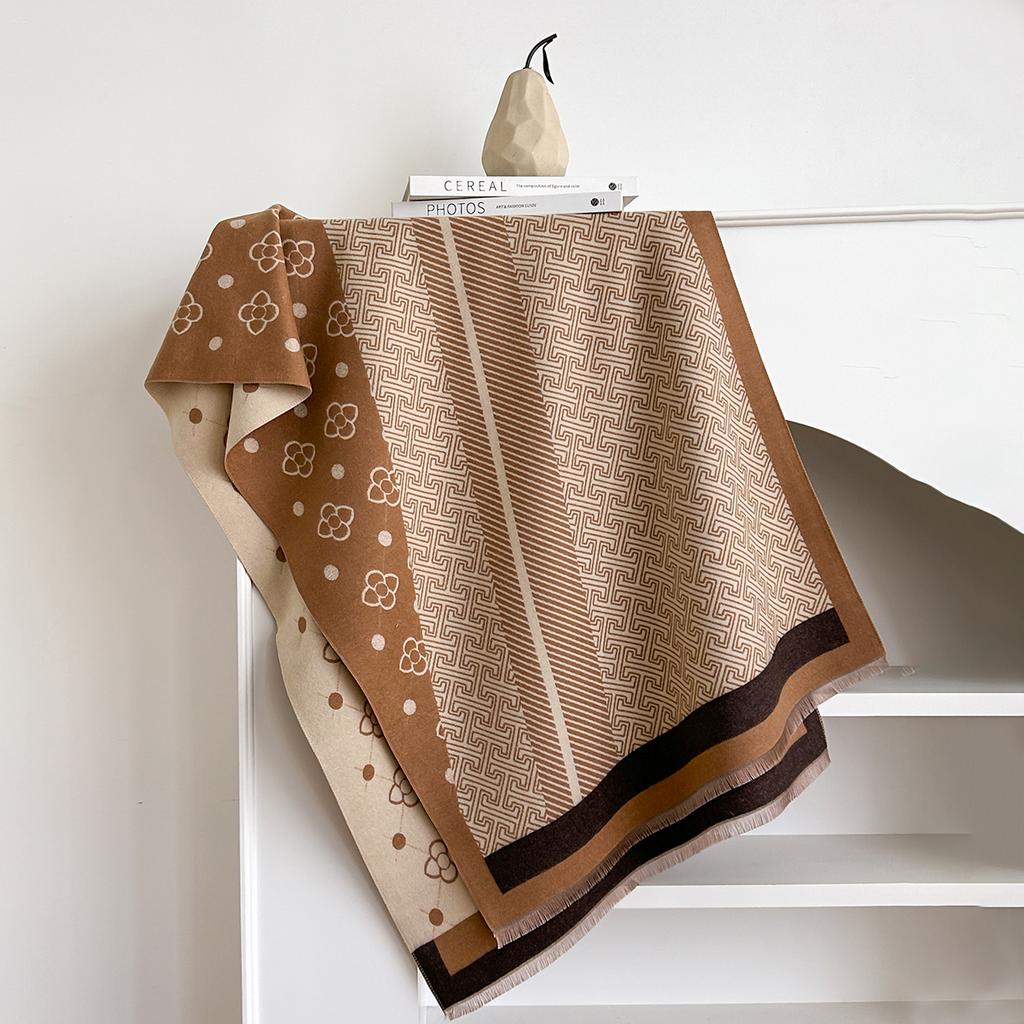 Latest Two-Sided letter Scarves Pashmina Cashmere Soft Warm Fringe Pashmina Shawl Winter Coldproof Windproof Blanket Scarf