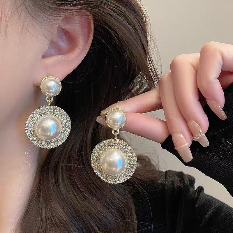 Korean Retro Design French Pearl Stud Earrings - Trendy Women s Fashion