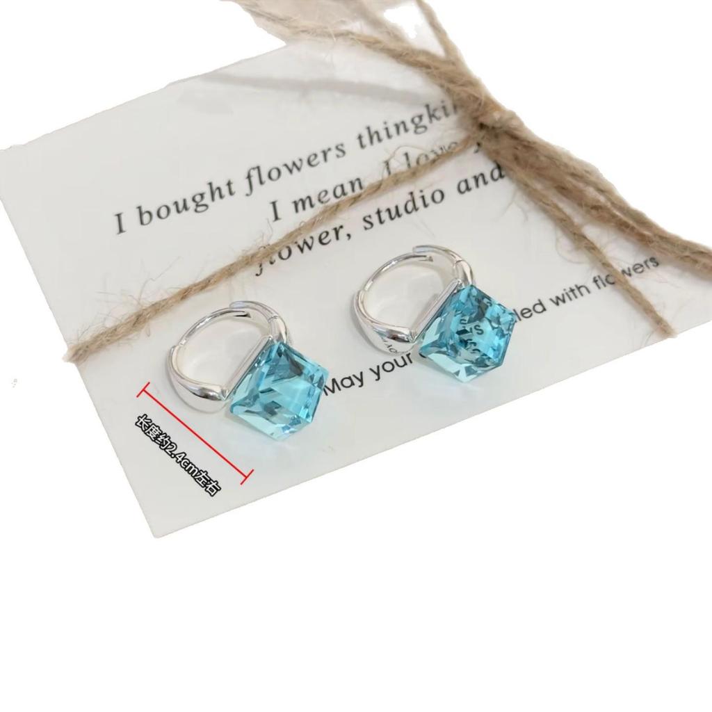 Elegant 3D Crystal Glass Square Ear Studs - Versatile Geometric Earrings for Women