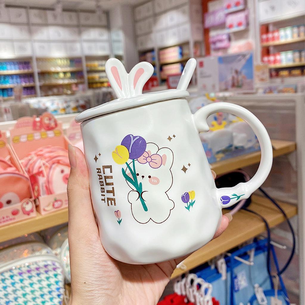 

Милая и Милая Кружка с Крышкой и Ложкой Бытовая Чашка для Воды Керамическая Чашка для Кофе Тюльпан Женская Мужская Студенческая Чашка для Завтрака 420ml