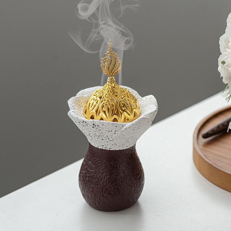 Carved Resin Bakhoors Icense Burners with Cover Middle Eastern Arabic Fragrances Diffuser for Islamic Festival Decoration