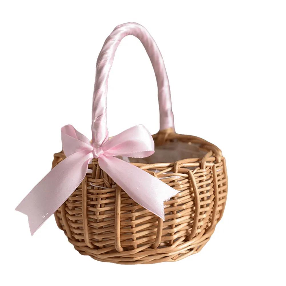 Weiden Rattan Blumenkorb mit Henkel Süßigkeiten Aufbewahrungskorb Gewebter Blumenkorb für Hochzeitsfeier Dekoration