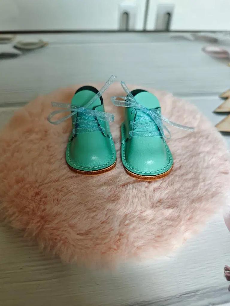 Kožené boty velikosti Paola Reina MSD