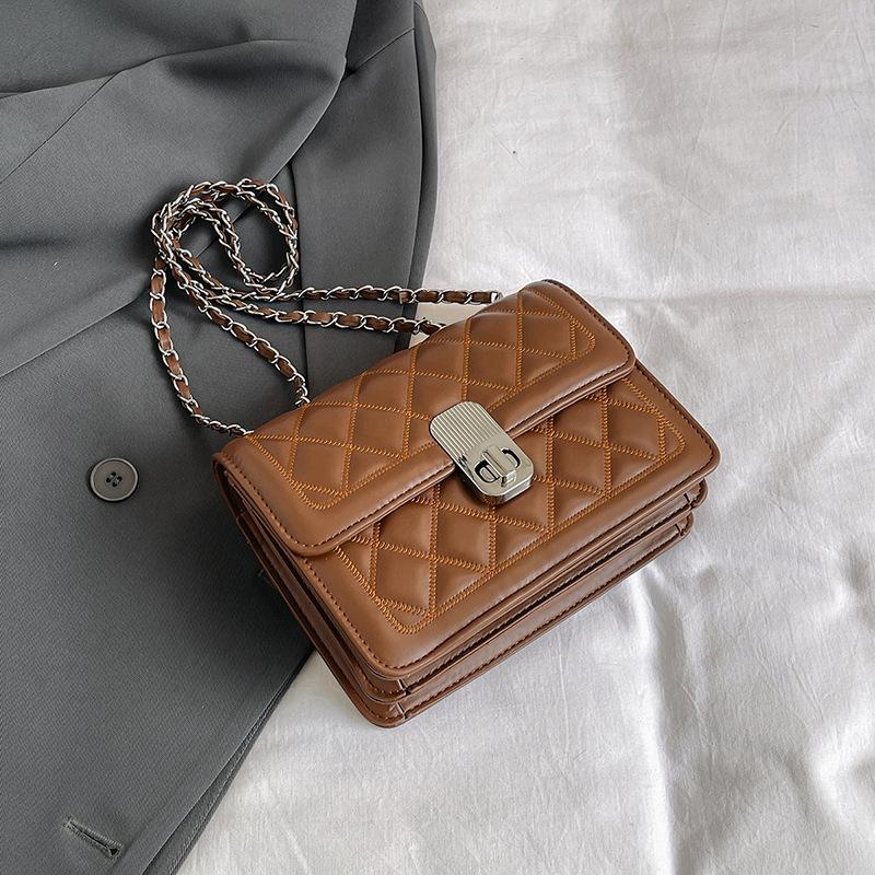 Rhombus niche chain bag women 2025 summer ins fashion simple small square bag high value messenger bag women