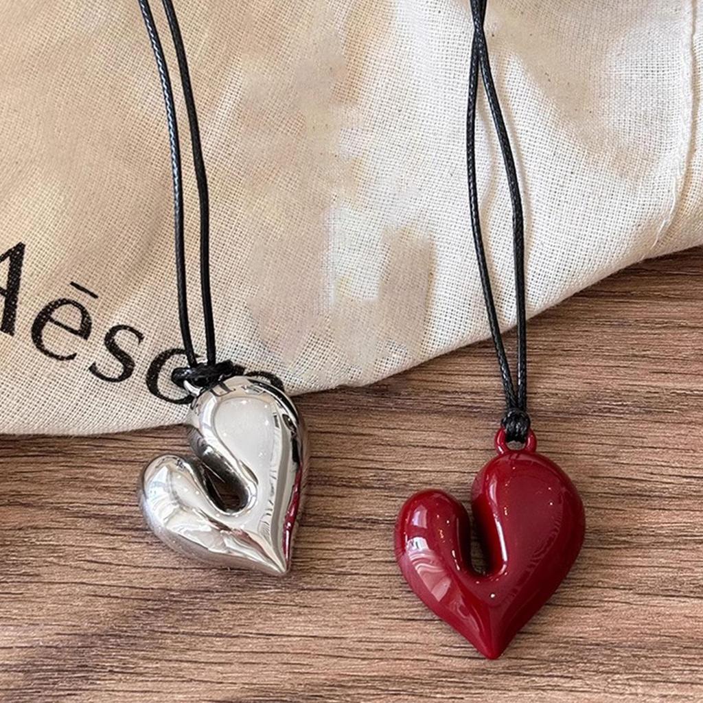 Heart Pendant Necklace Resin Heart Neck Wearing Fashionable Heart Necklace for Women Cute Dainty Love Pendant Necklaces