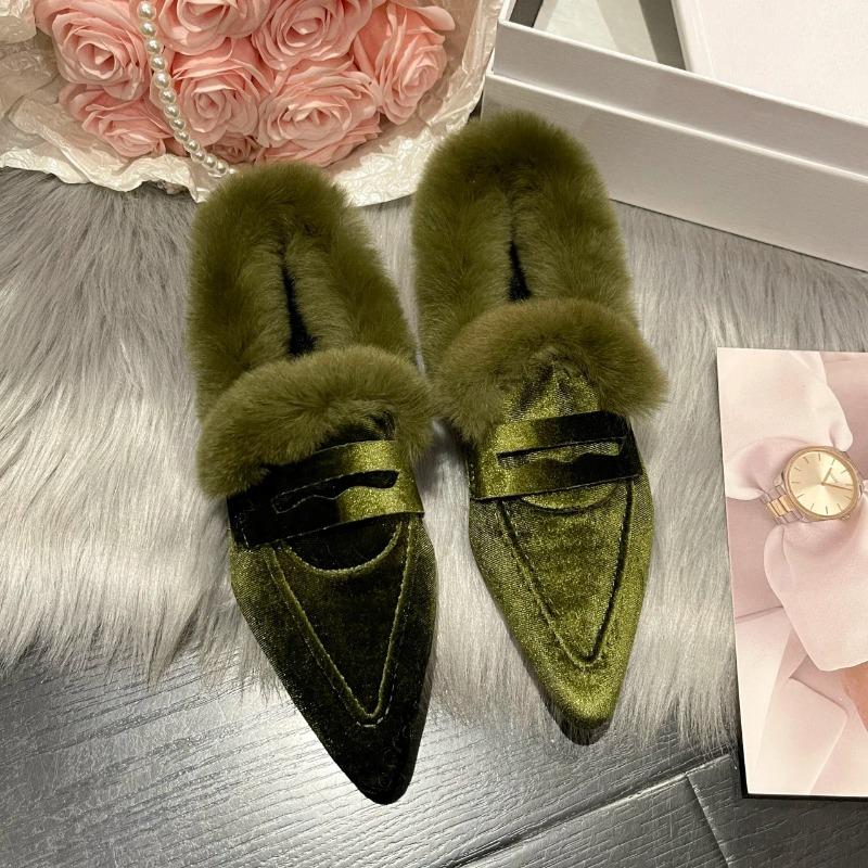 Fashion Fur Women Flats Cotton Boots Pointed Toe Suede Warm Shoes Winter Designer Snow Boots Short Plush Walking Sexy Lady Shoes