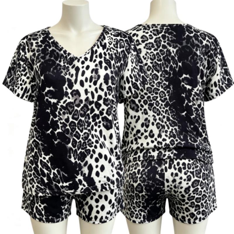 Summer European Streets Leopard Style Printed V-Neck Short Sleeved T-Shirt And Shorts Set Women's and Men's T-shirt Shorts Set