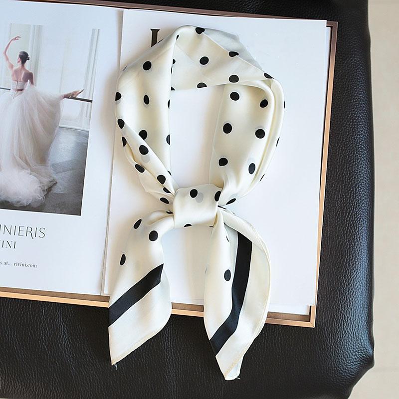 Fashionable Silk-Like Square Scarf Lightweight Stylish Versatile For Women Spring Autumn Casual Wear Neutral Colors Multi-Purpose Accessory