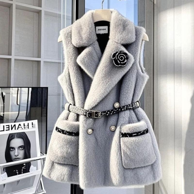 Vest women's new winter beautiful high-end waist gray imitation mink fur coat
