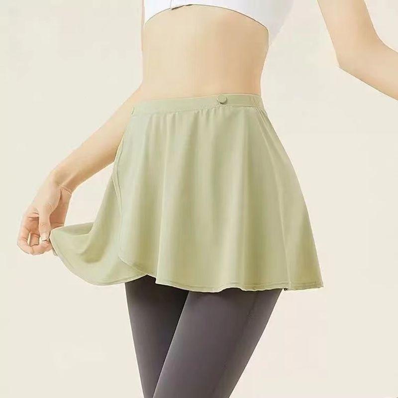 

One-Piece Yoga Pants Cover Skirt Sports Running Fitness Cover Fart Curtain Anti-Embarrassment Fixed Button Yoga Thigh-Length Skirt Green M