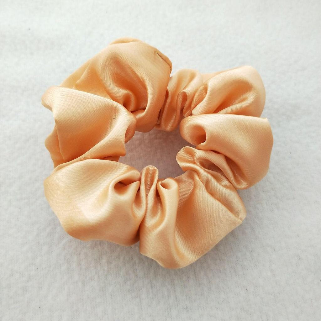 Satin Silk Hair Tie: High-End Women's Rubber Band for Elegant Buns