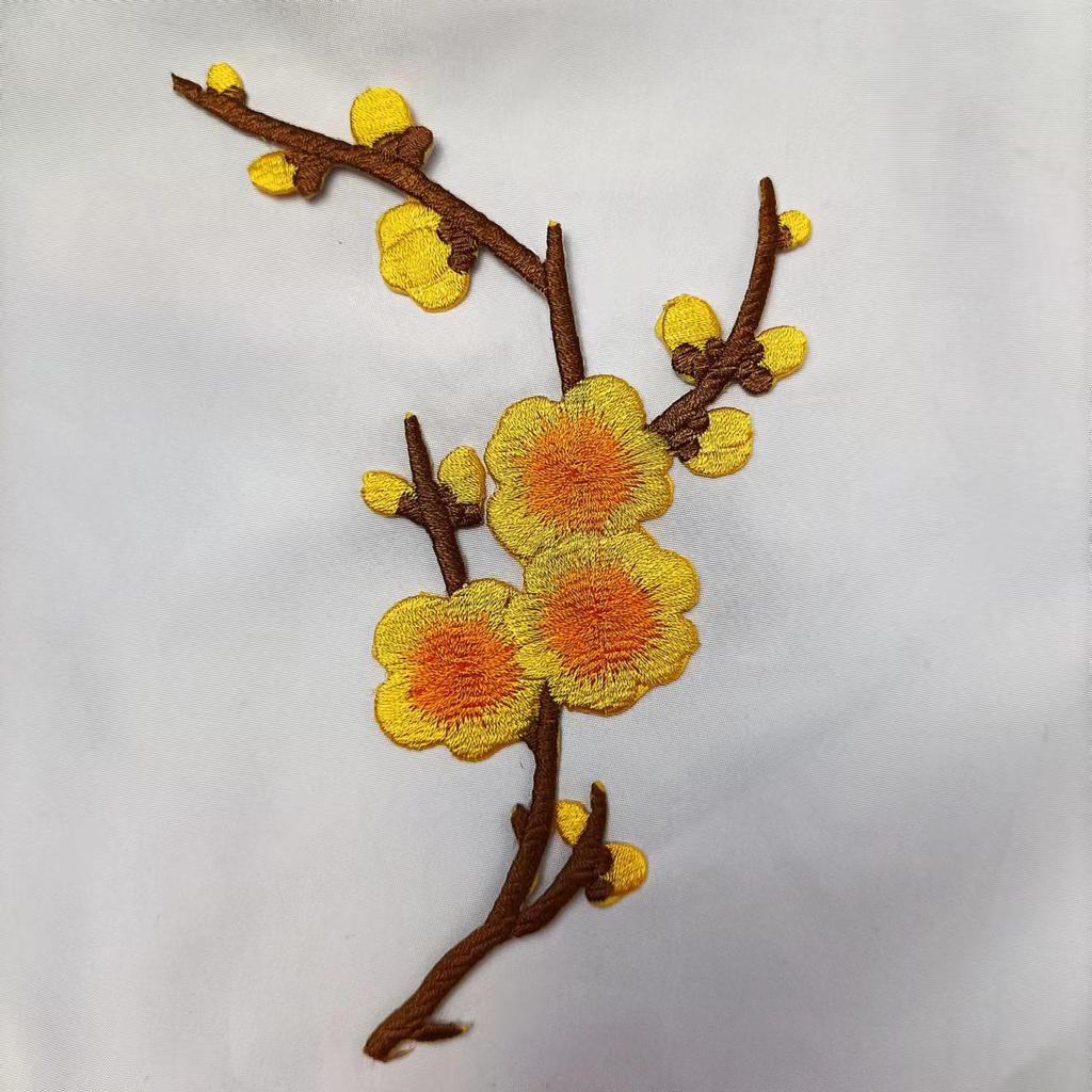 Plum Blossom Velcro Embroidered Patch for DIY Clothing & Accessories