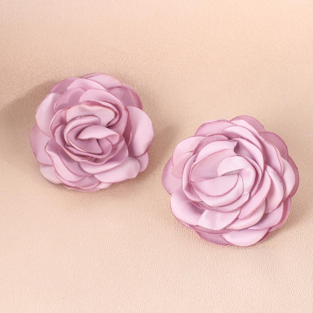 Fashion temperament versatile rose earrings, niche personality design sense retro flower earrings