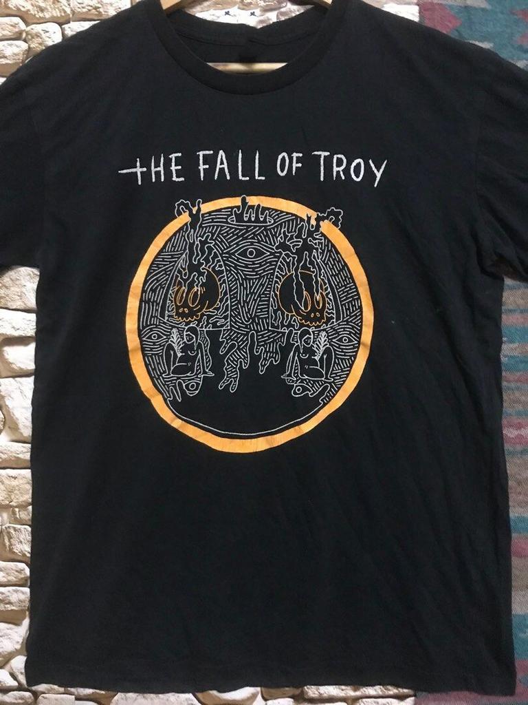 Vtg La Caduta di Troia Band Musica Concerto Cotone Nero S-5XL Maglietta Unisex CM148