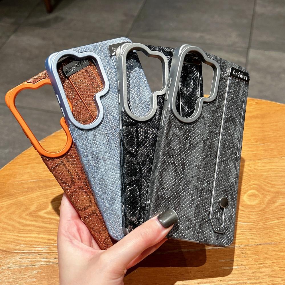 Inside Magnetic for  Case for Samsung Galaxy S26 S23 S22 S2 S24 Ultra Plus Wristband Bracket Snake Pattern Cover