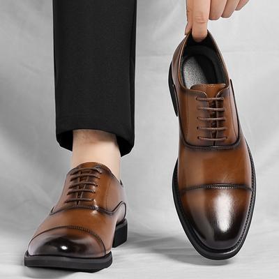 Moda 2025 Nowe Brązowe Buty Ślubne dla Mężczyzn Jednolity Kolor Moda Casual Buty Wizytowe Męskie Wiosna Jesień Sznurowane Buty Skórzane Męskie