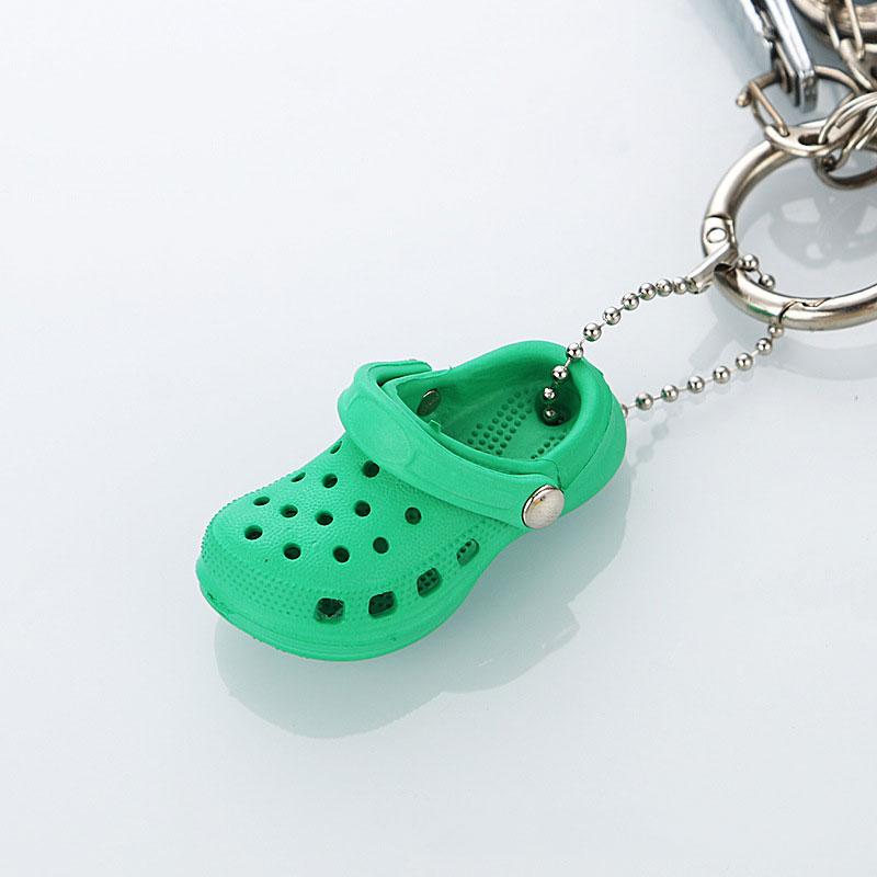 Neuer 3D Mini-Schuh-Schlüsselanhänger PVC-Schuh-Anhänger für Clogs Zubehör Damen Strandtasche Sandalen Schnalle Pin DIY Schmuck Dekoration