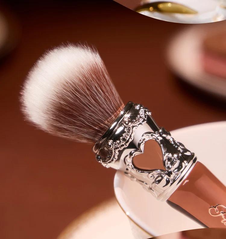 Flower Knows The Sweetie Bear Rounded Blush Brush Loose Powder makeup Brushes