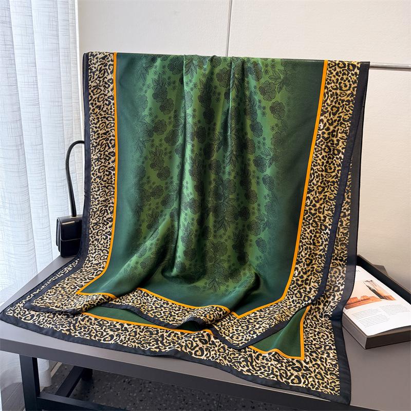 2025 Fashion Print Large Shawl Wraps Silk Scarf Women Luxury Brand Satin Headband Hijab Bandana Turban Foulard Summer Beach