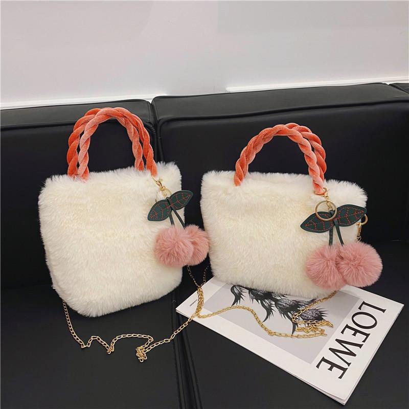 Furry Purse Winter Fluffy Bags for Women Fuzzy Tote Bag Faux Fur Purses Fluffy Shoulder Tote Bag Crossbody Handbag Top-Handle Fluffy Hobo Bags