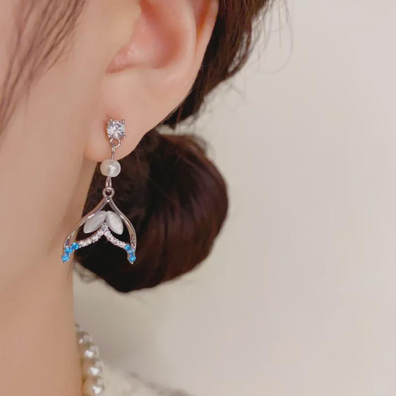 French Zircon Pearl Fishtail Earrings - Chic, Minimalist Silver Jewelry with a High-End Niche Design