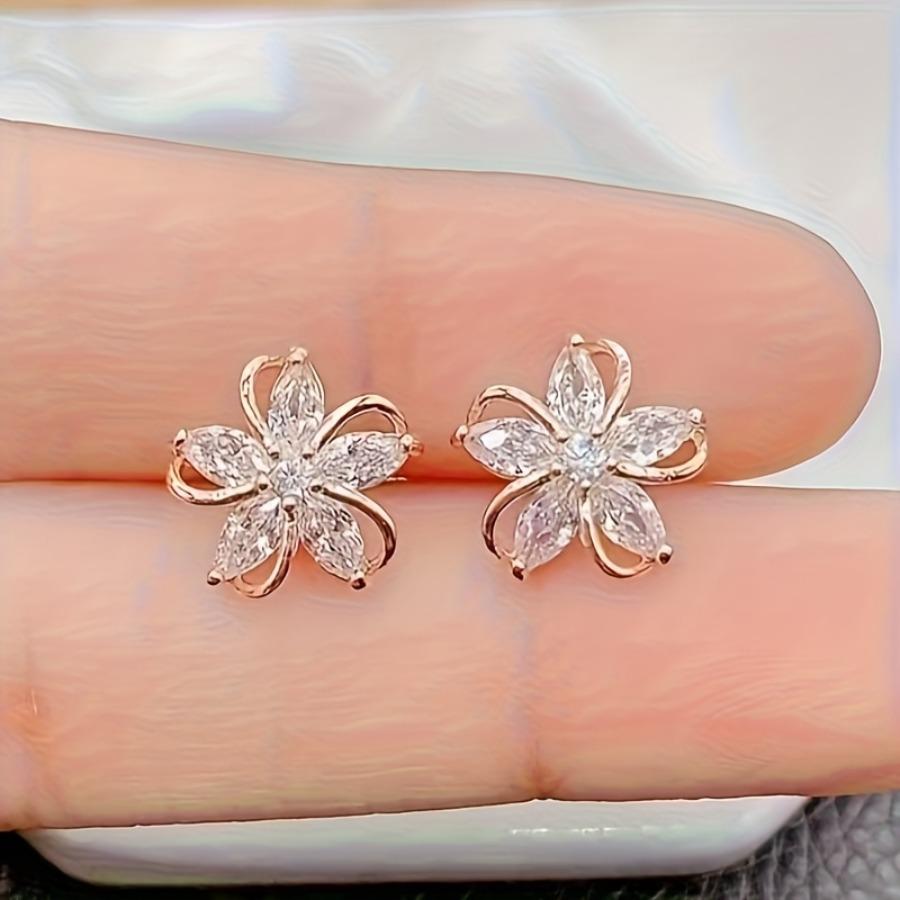 Women' & Suitable for 2pcs Golden-Toned Five-Petal Flower Earrings with Cubic Synthetic Cubic Zirconiaia - Five-Petal Flower Stud Earrings