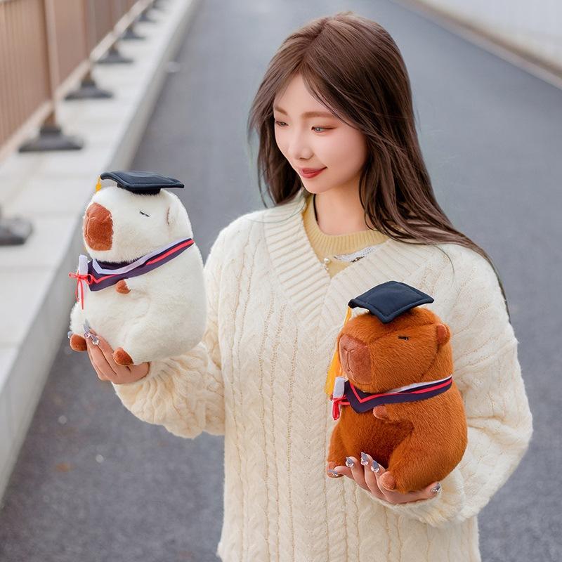 Cute Cute Dr. Capybara Doll Plush Toy Dr. Kapibara Doll Student Graduation Commemorative Gift