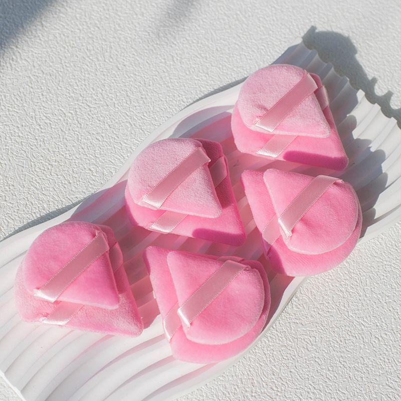 Triangle Velvet Soft Plush Thumb Puff - Skin-friendly, Non-Absorbent, Short Plush Setting Powder Cushion