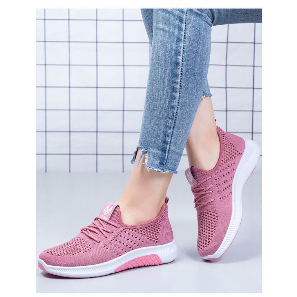 Summer Hollow Breathable Cloth Shoes with Mesh Surface, Soft Sole, Anti Slip, Versatile Casual Sports Women's Shoes