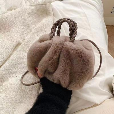 Fashion High Texture Woven Handle Cloud Plush Bag Large Capacity Faux Fur Girl Handbags Cute Pumpkin Autumn Winter New Versatile Ladies Shoulder Bag