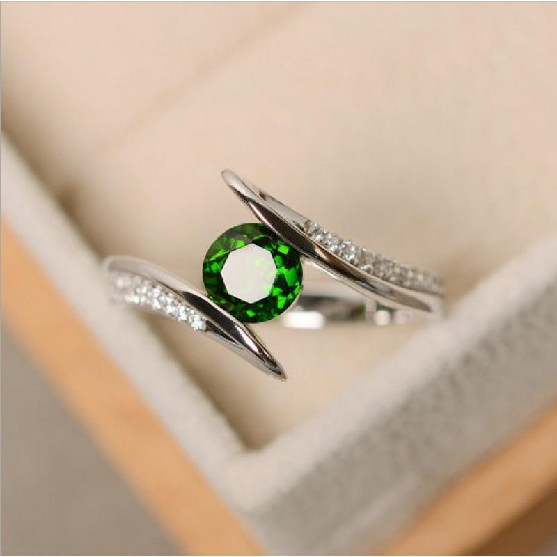 

Eryun wishes European and American fashion slightly inlaid round zircon ring women s simple and versatile simple jewelry no. 11