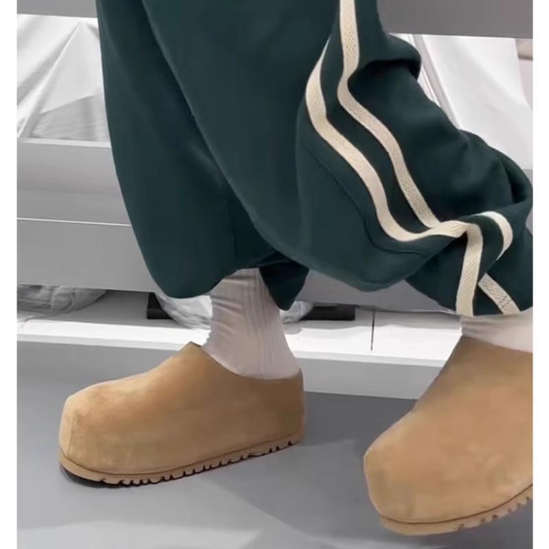 2025 Nowe Damskie Małe Zamknięte Pantofle ze Skóry Nubukowej Podwyższające Obcas Wsuwane do Noszenia na Zewnątrz