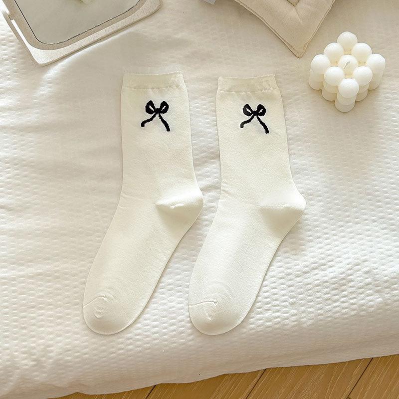Women's Socks, Spring and Autumn Thin Cream-colored Cute Bow Polka Dot Heart-shaped Lace Mid-calf Socks