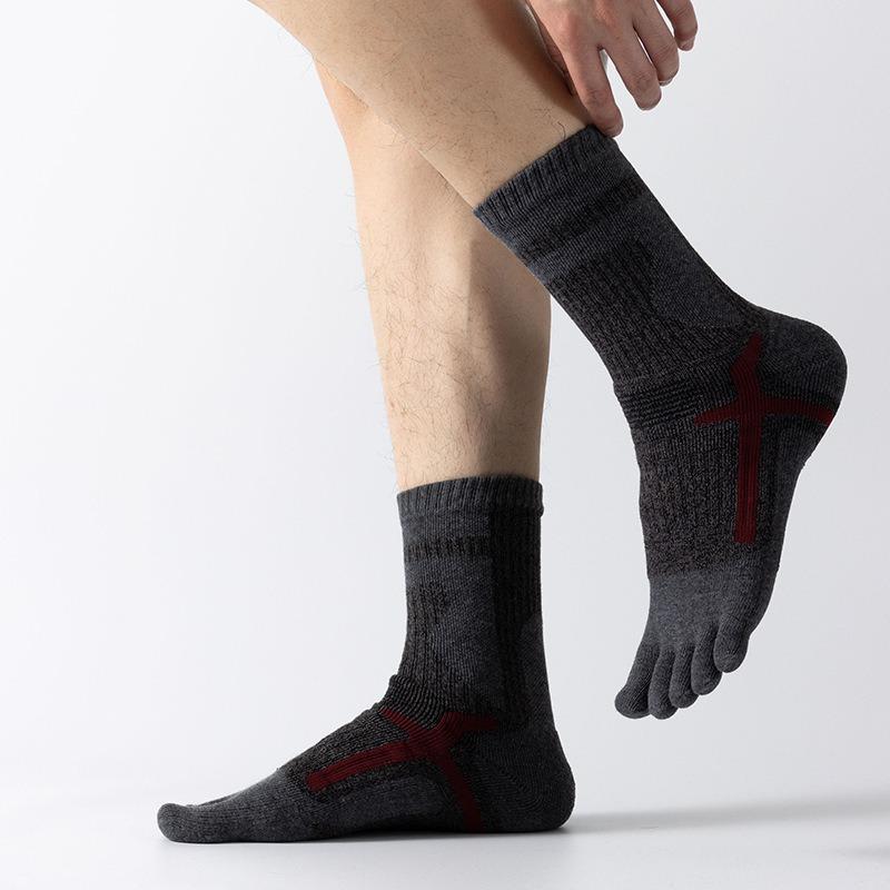 Men's Five-finger Sports Socks, Outdoor Breathable Hiking and Mountaineering Sports Socks, Basketball and Running Socks