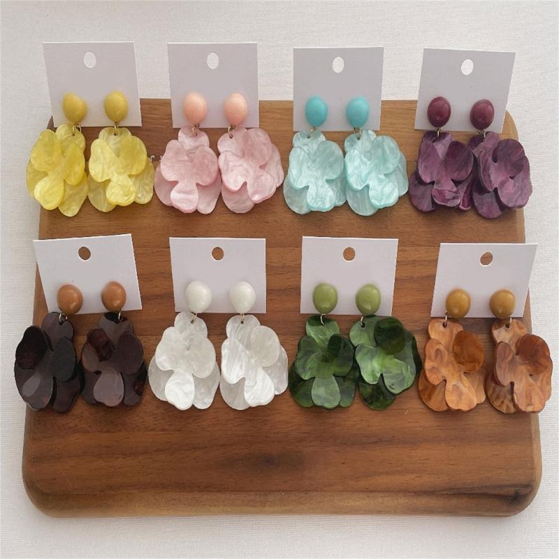 Elegant Flower Earrings Women Pendant Earrings Comfortable Wear Ear Jewelry Suitable for Daily and Formal Occasions Wear