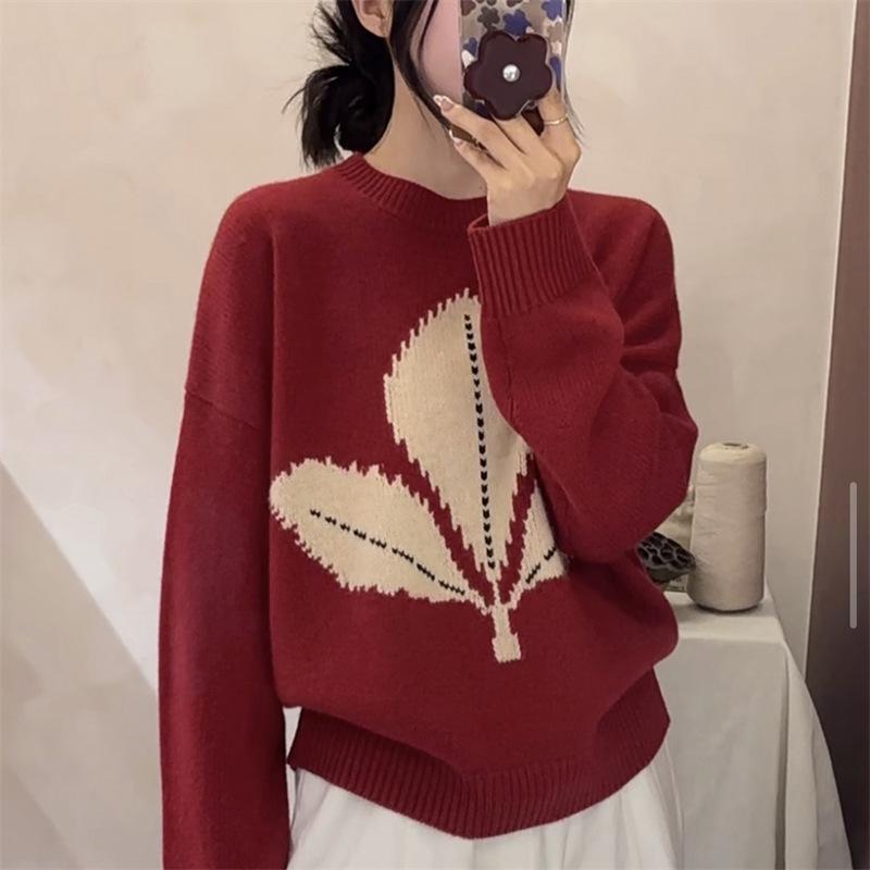 Red Bow Embroidery Knit Top: Women's Round Neck Long Sleeve, 2025 Autumn/Winter Fashion