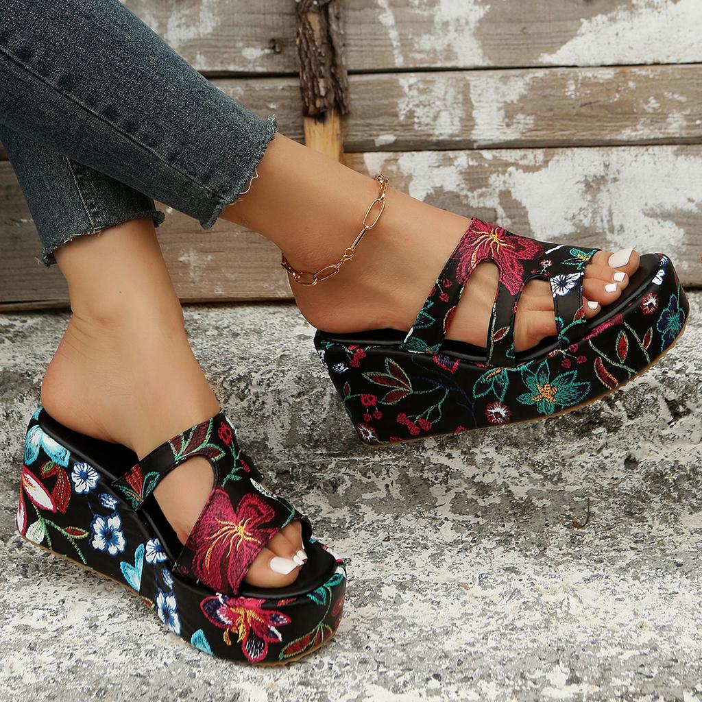 Women Sandals 2024 Rome Wedge Slippers Summer Casual Thick Sole Anti Slip Slippers Outdoor Platform Sandals Pantuflas De Mujer