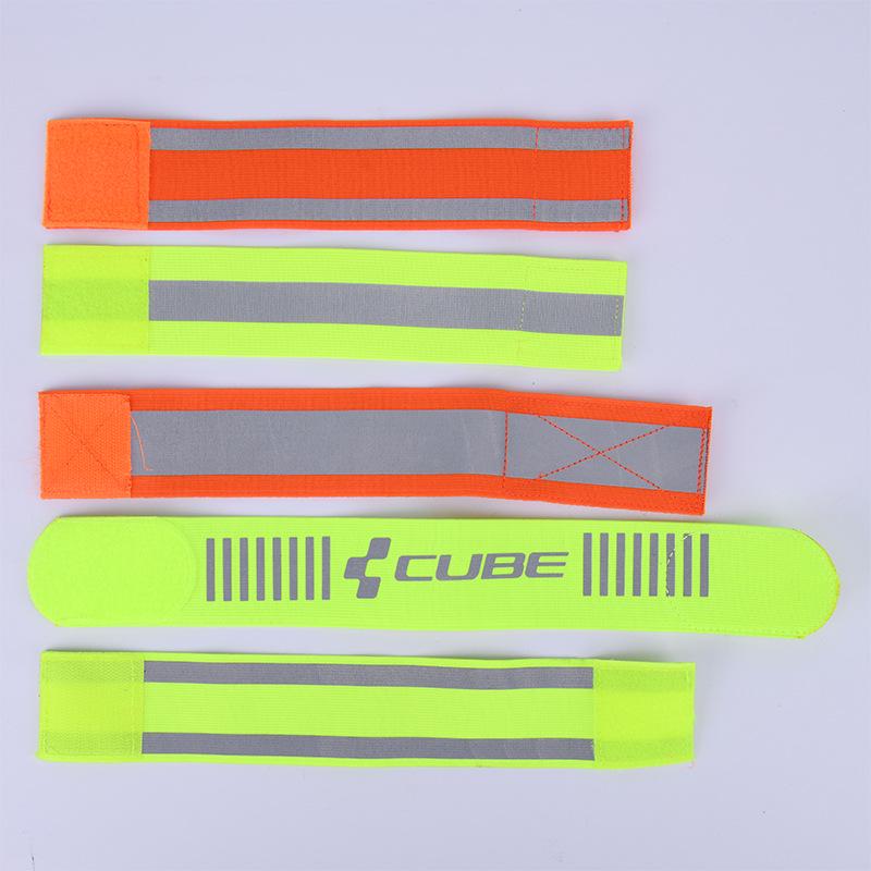 Reflective Elastic Armband for Night Safety in Running and Outdoor Sports 5 x 35 cm