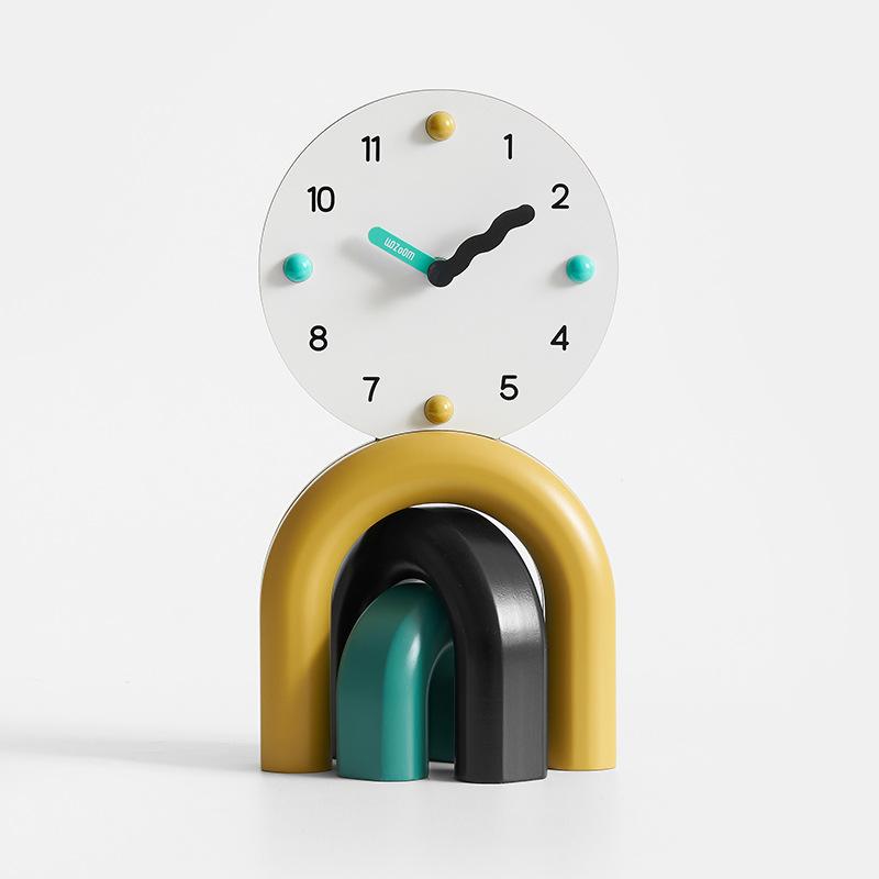 Retro and Novel Office Desk Clock Frosted Texture Table Clock Dormitory Desk Furnishing Living Indoor Room Home Decor Die Uhr