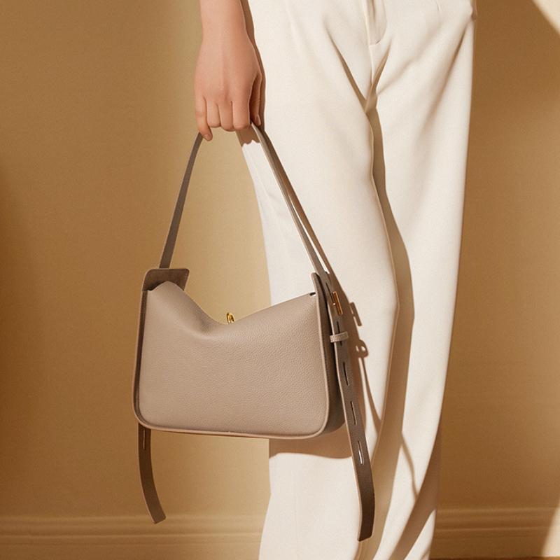 Small niche design genuine leather women's handbag, hand pillow bag, large capacity multifunctial shoulder crossbody bag