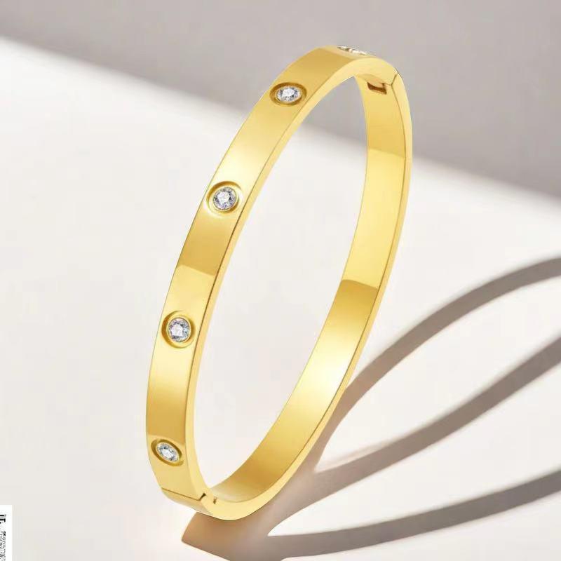 Bracelet de Luxe en Acier Inoxydable pour Femme: Titane Électroplaqué, Sertissage Diamants Complet, Style Européen-Américain