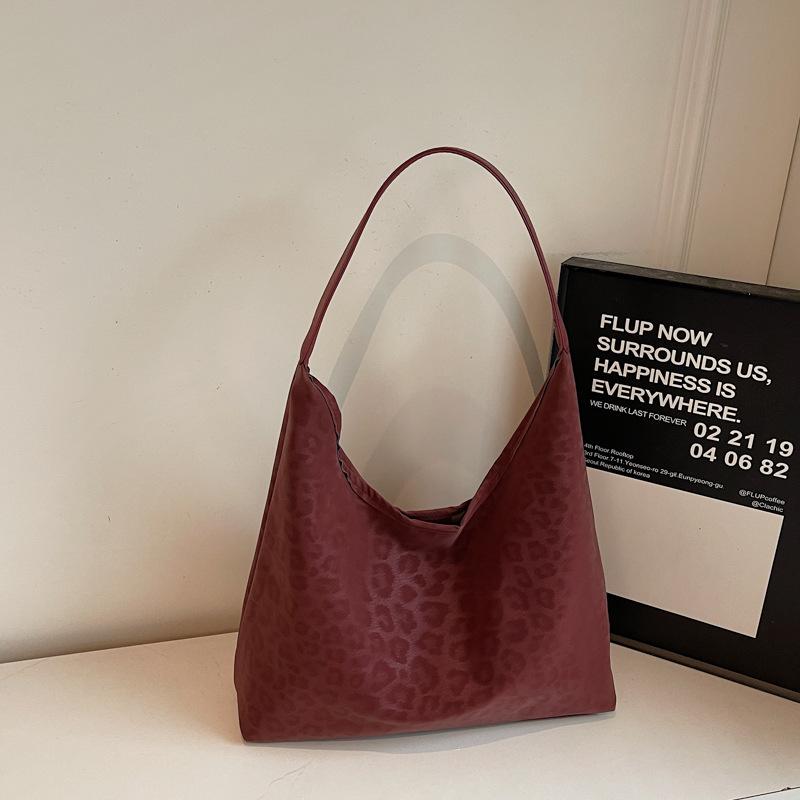 Commuter Retro Matte Leopard Print Bag Autumn New Fashionable Large-capacity Shoulder Bag Bucket Bag