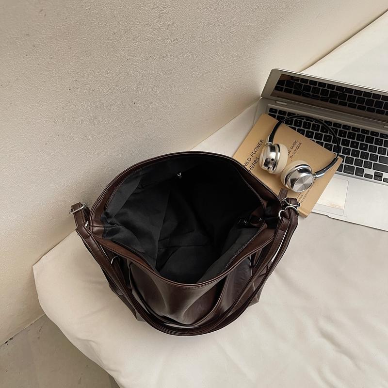 Vintage Shoulder Bag Women's Tote Bag Large Capacity Underarm Bag